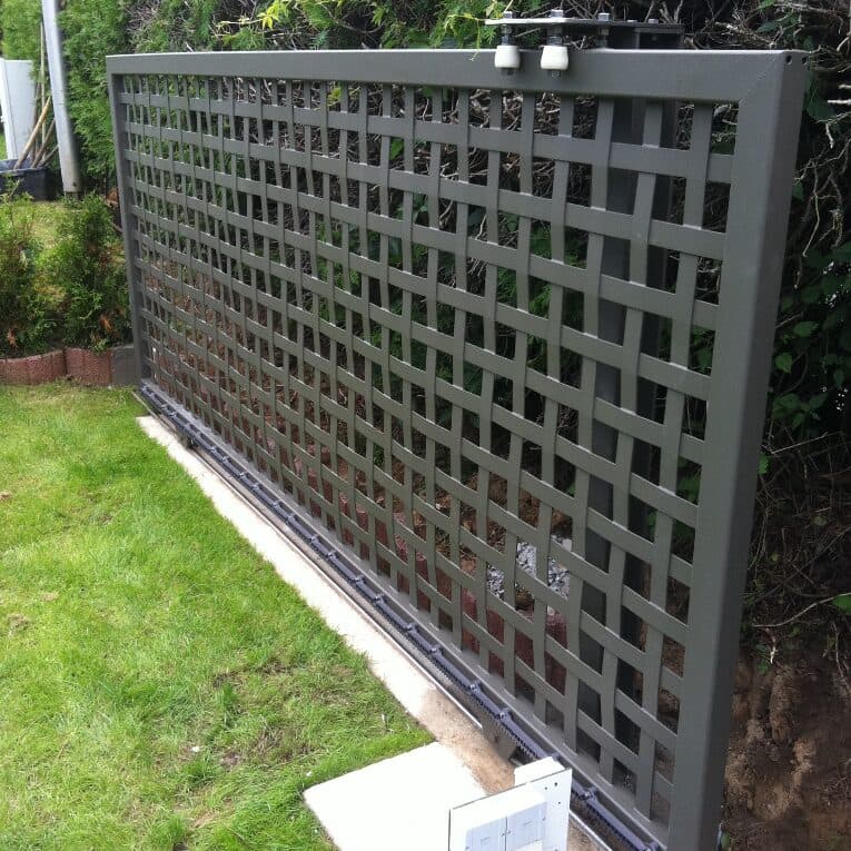 Einfahrtstore — Projekt 2